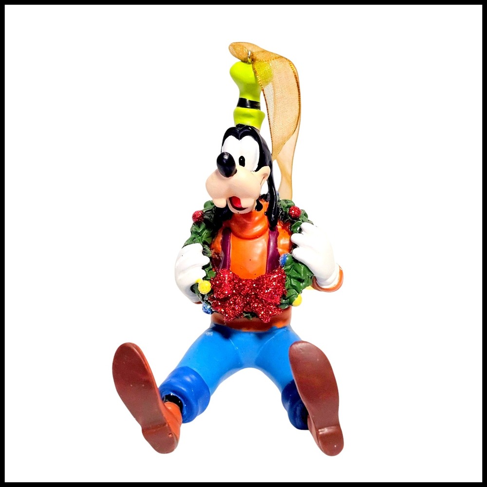 Danbury Mint Disney Goofy Christmas Ornament Wreath Bow Holiday Decor